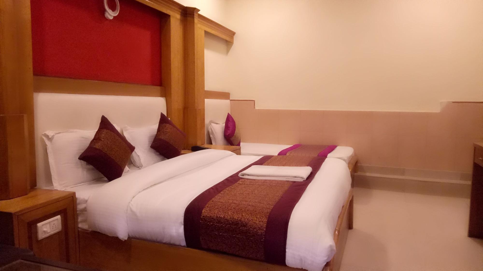 Oyo Flagship Kumar Palace New Delhi Ngoại thất bức ảnh